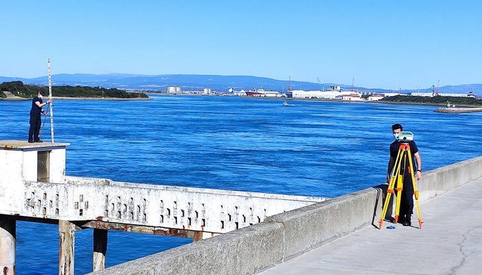 Nivelamento geométrico no abrigo do marégrafo