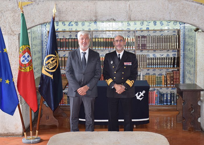 O IH recebeu o EQS Group para uma reunião de cooperação