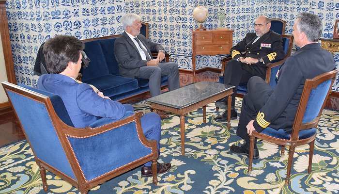 O Instituto Hidrográfico recebeu no passado dia 8 o EQS Group para uma reunião de cooperação. Esta, permitiu consolidar a colaboração entre o IH e a E