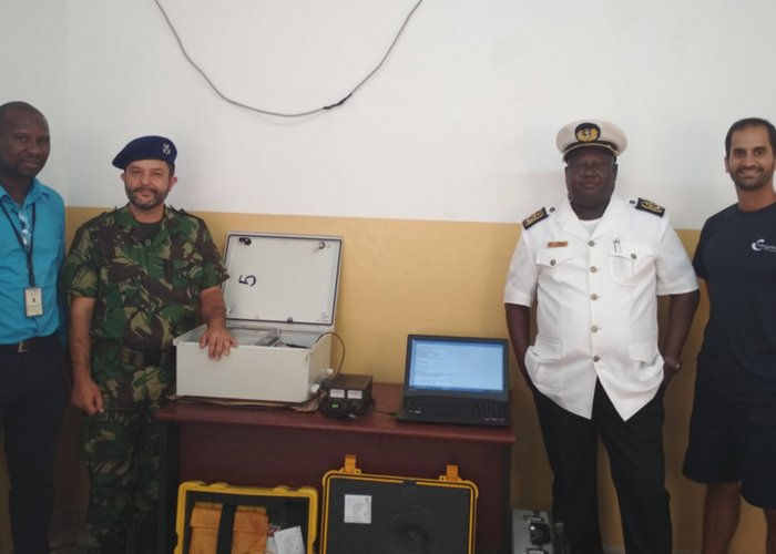 Visita do CEMA da Guiné aos trabalhos do IH em curso