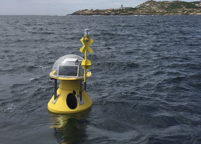 Sensores inerciais otimizados instalados em boias existentes