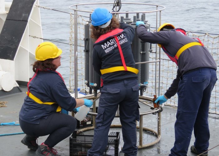 Navio hidrográfico participa em projeto de investigação marinha no Algarve