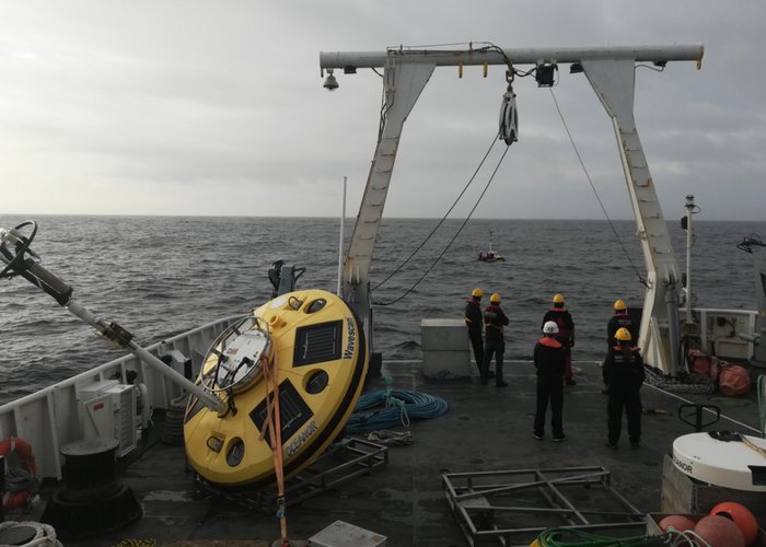 Recuperação e fundeamento de boias multiparamétricas