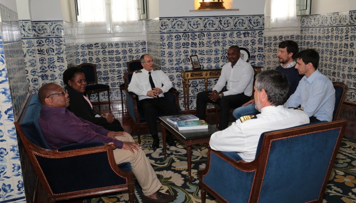 Visita da Diretora-Geral da Escola Superior de Ciências Náuticas de Moçambique ao IH