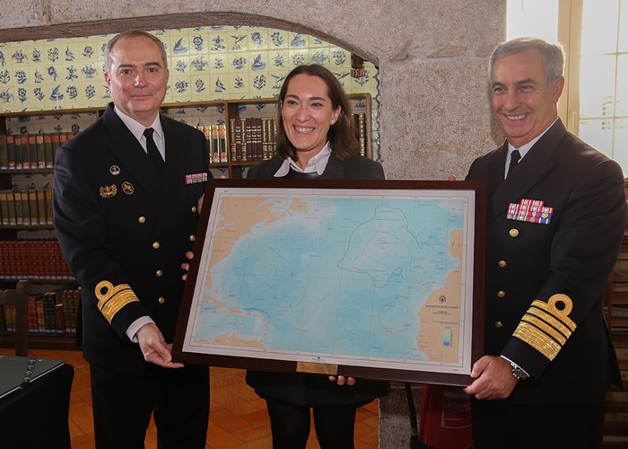 Visita da Secretária de Estado da Defesa Nacional ao Instituto Hidrográfico