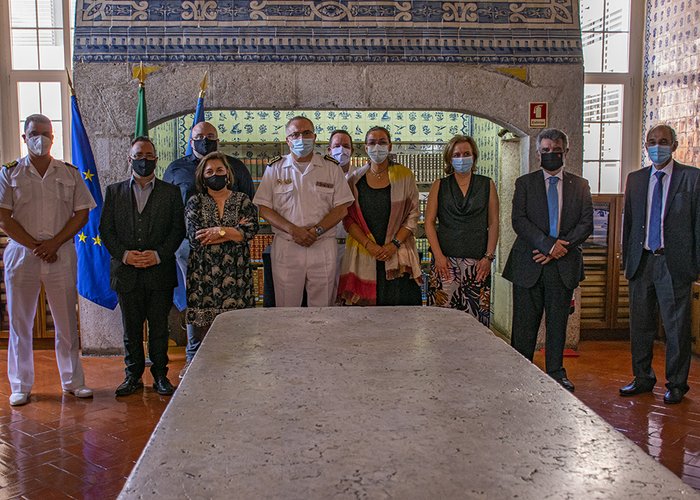 Visita das Direções dos Laboratórios de Estado ao Instituto Hidrográfico