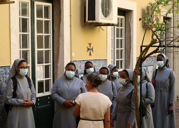 Visita das Irmãs Franciscanas Hospitaleiras da Imaculada Conceição ao Convento das Trinas de Mocambo