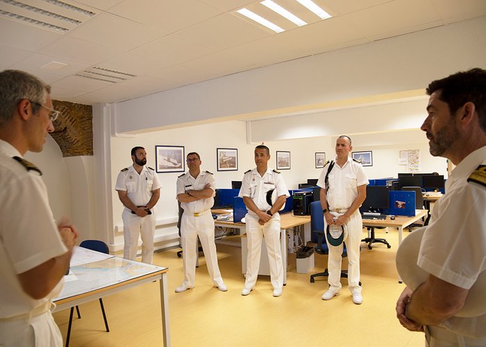 Visita do Curso de Aperfeiçoamento em Autoridade Marítima ao IH