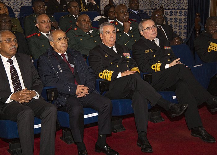 Visita do Ministro da Defesa de Angola ao IH